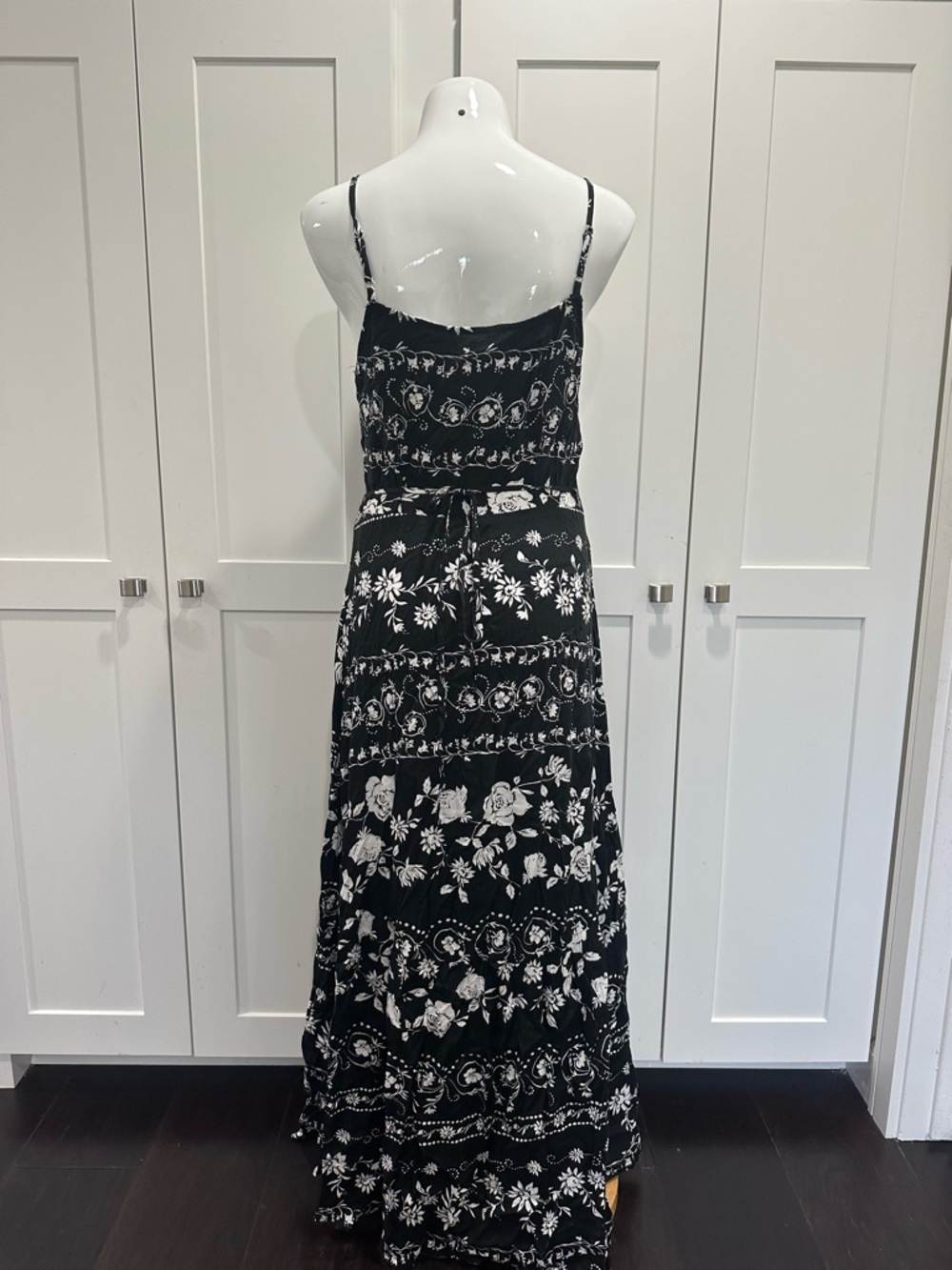 Lovestitch Black & White Floral Maxi Wrap Dress with Spaghetti Straps - Picture 7 of 10